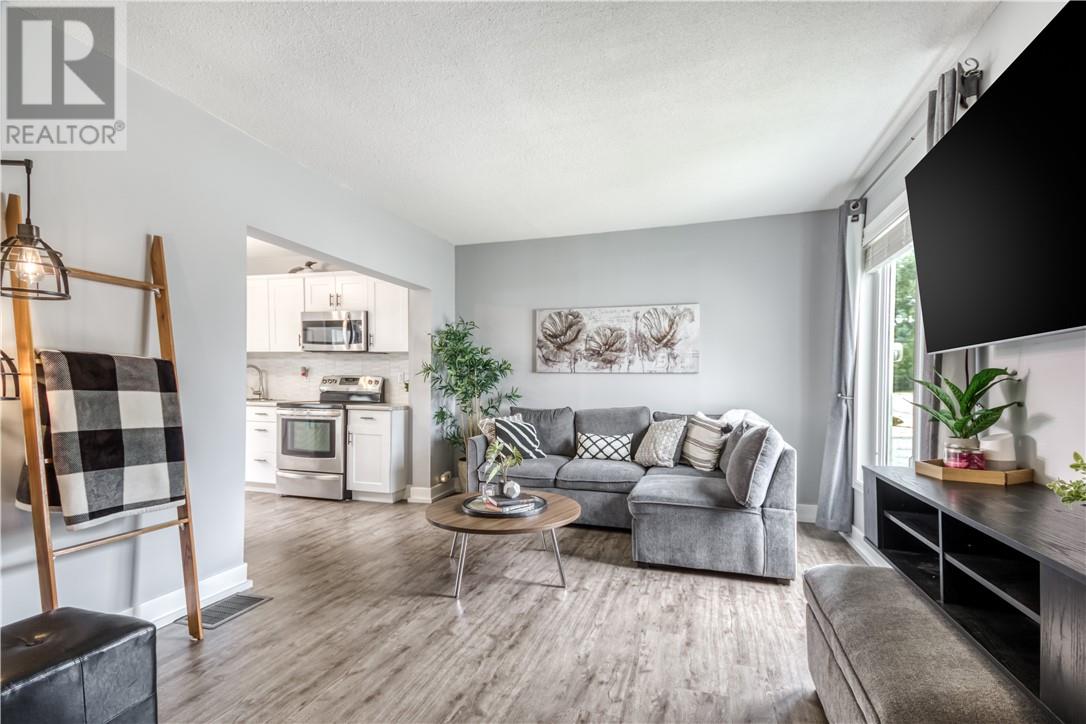 10A Orford Street, Copper Cliff — photo 3