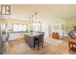 Kitchen - 318837 Grey Rd 1 Road, Georgian Bluffs, ON N4K5N4 Photo 7