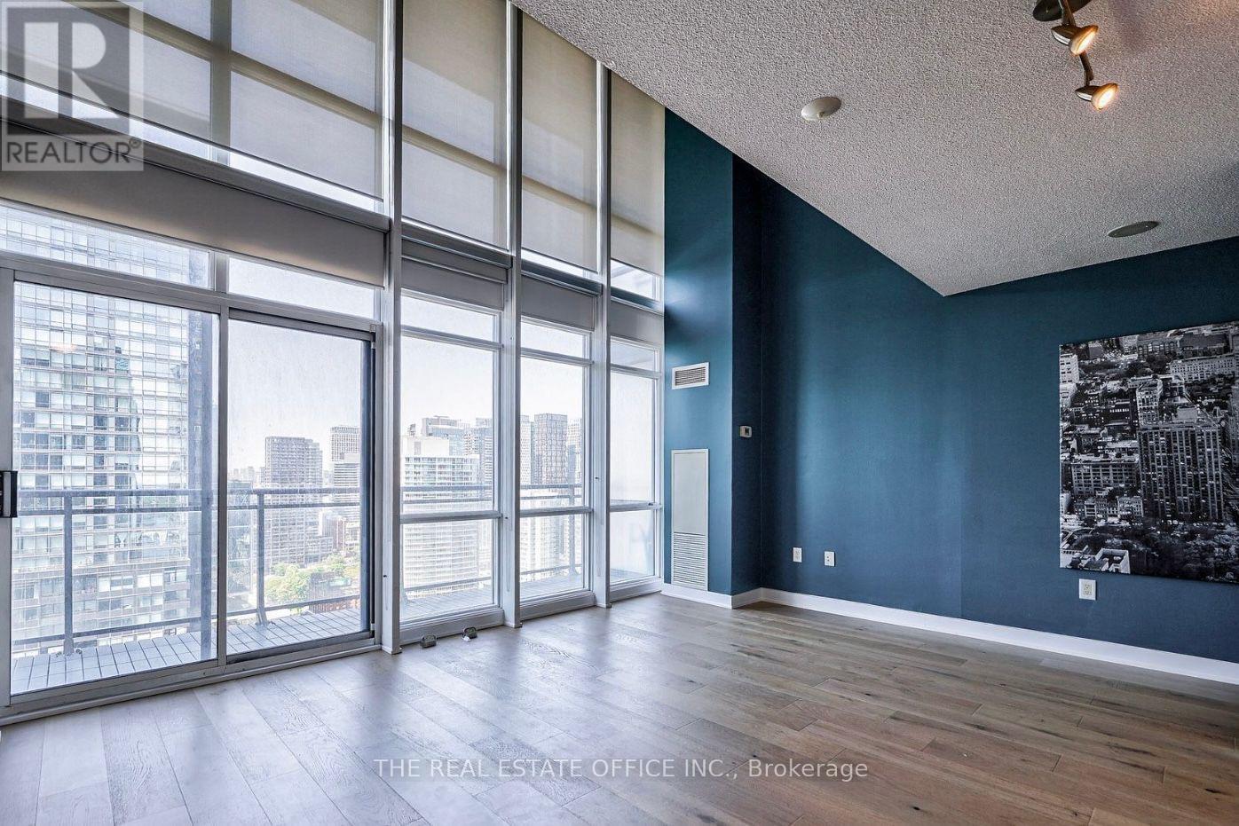 #3905 15 FORT YORK BOULEVARD - 3