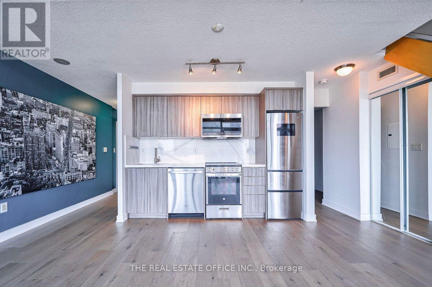 #3905 15 FORT YORK BOULEVARD - 4