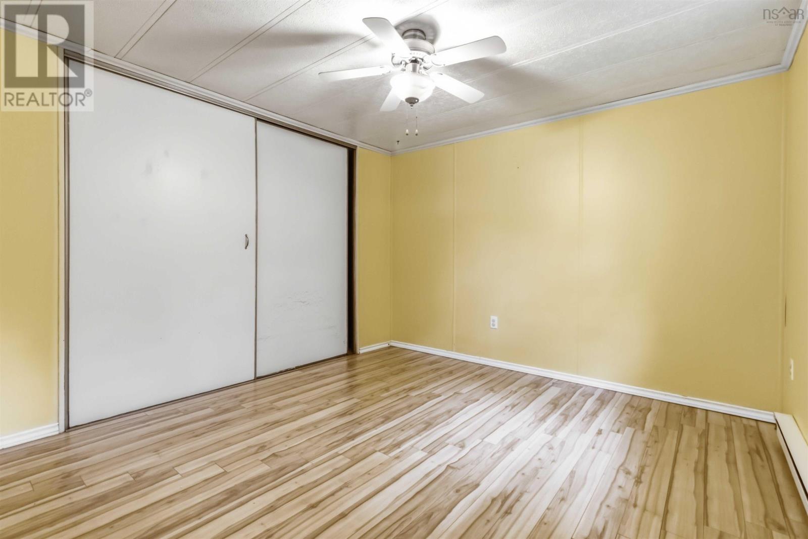 Property 24 of 27 of 22 Yeadon Drive
