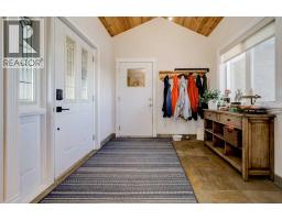 Foyer - 7106 Range Rd 292, Rural Pincher Creek No  9, M D  Of, AB T0K1W0 Photo 6