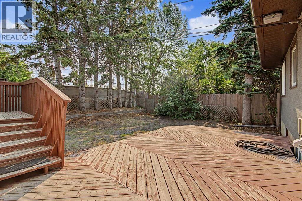 18 Collingwood Place NW - 30