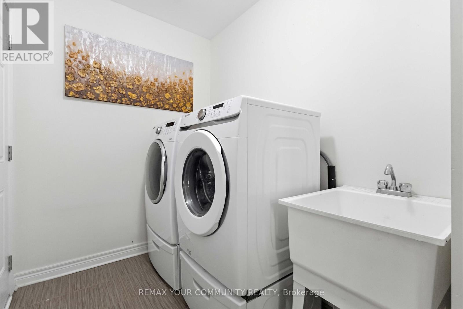 28 CATER AVENUE - 13
