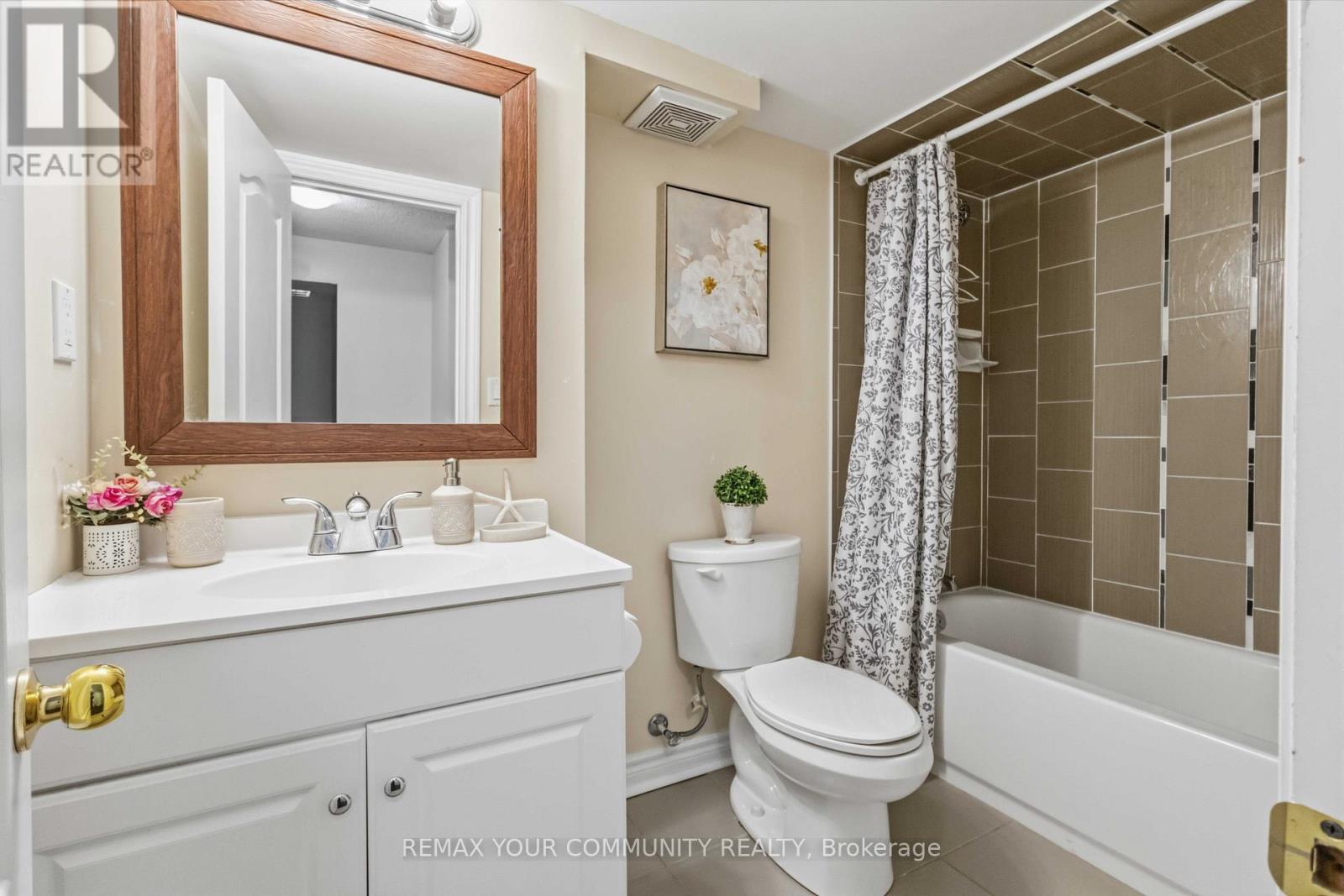 28 CATER AVENUE - 48