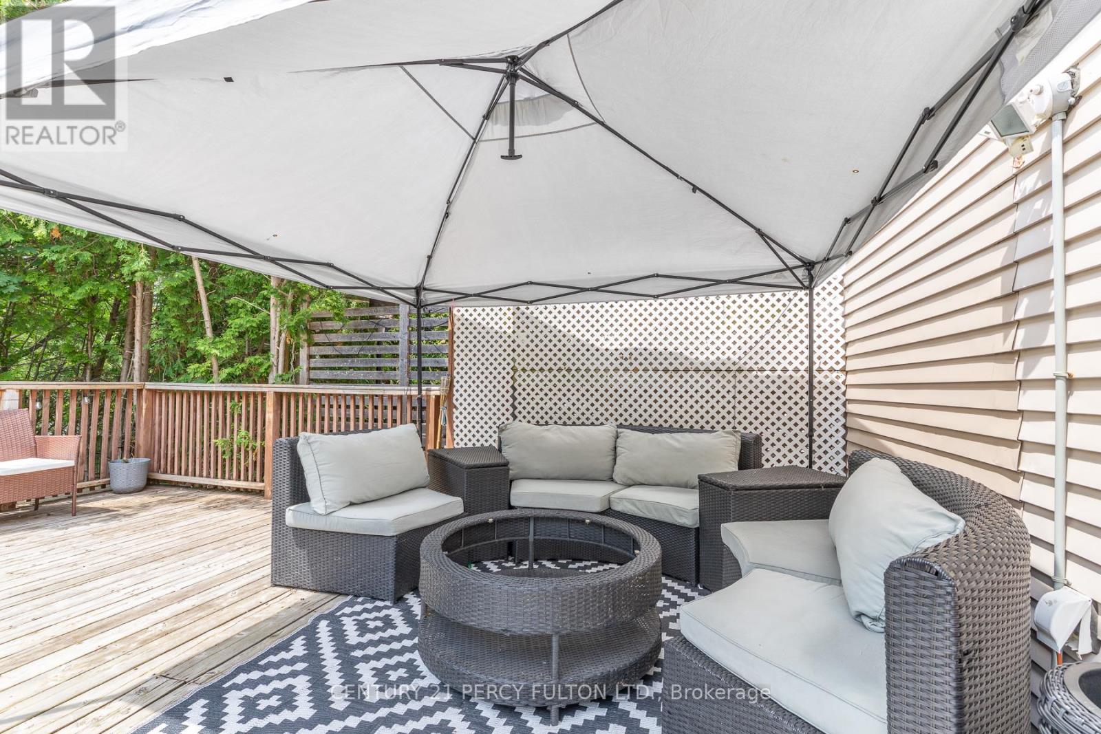 557 COBBLEHILL DRIVE - 44