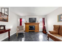 Laundry room - 18 Richbell Street, Vaughan, ON L4J5W4 Photo 7