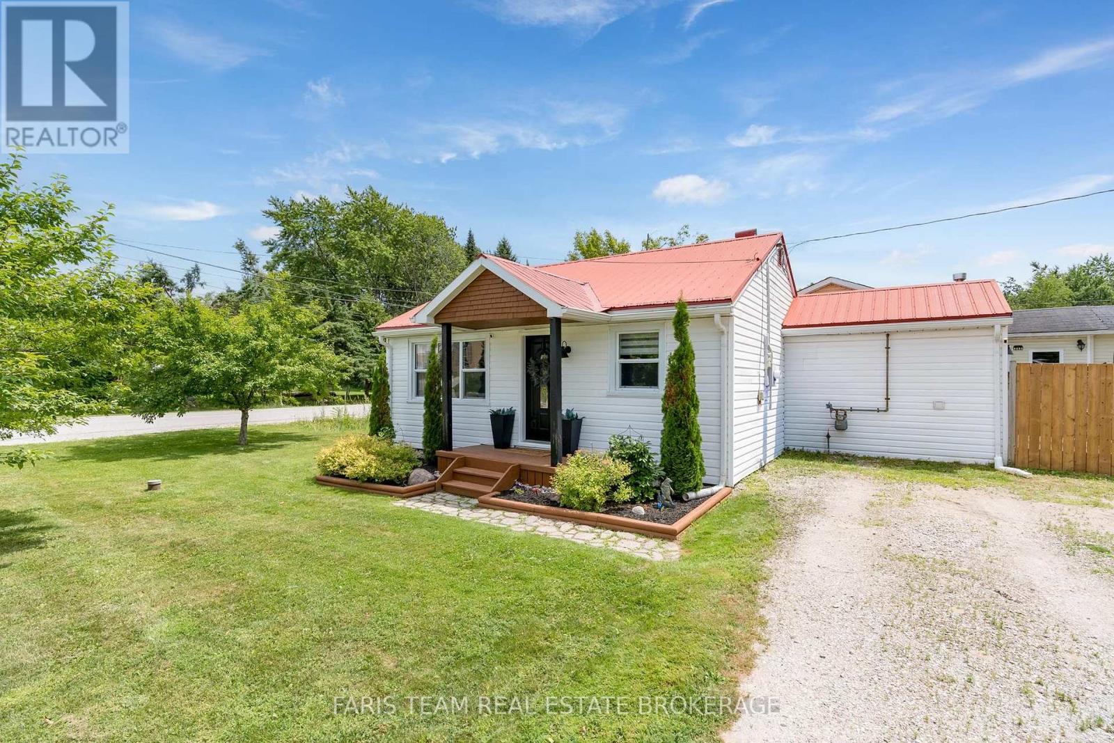 2721 CUMBERLAND ROAD - 1