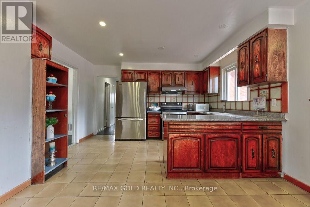 22 KITTIWAKE AVENUE - 11