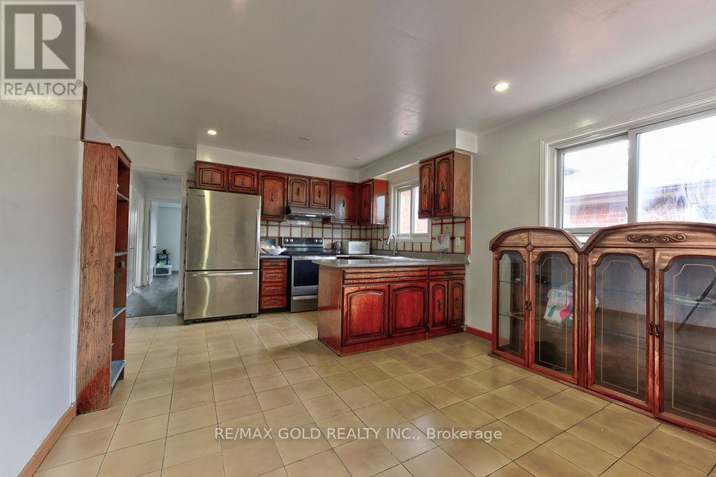 22 KITTIWAKE AVENUE - 12