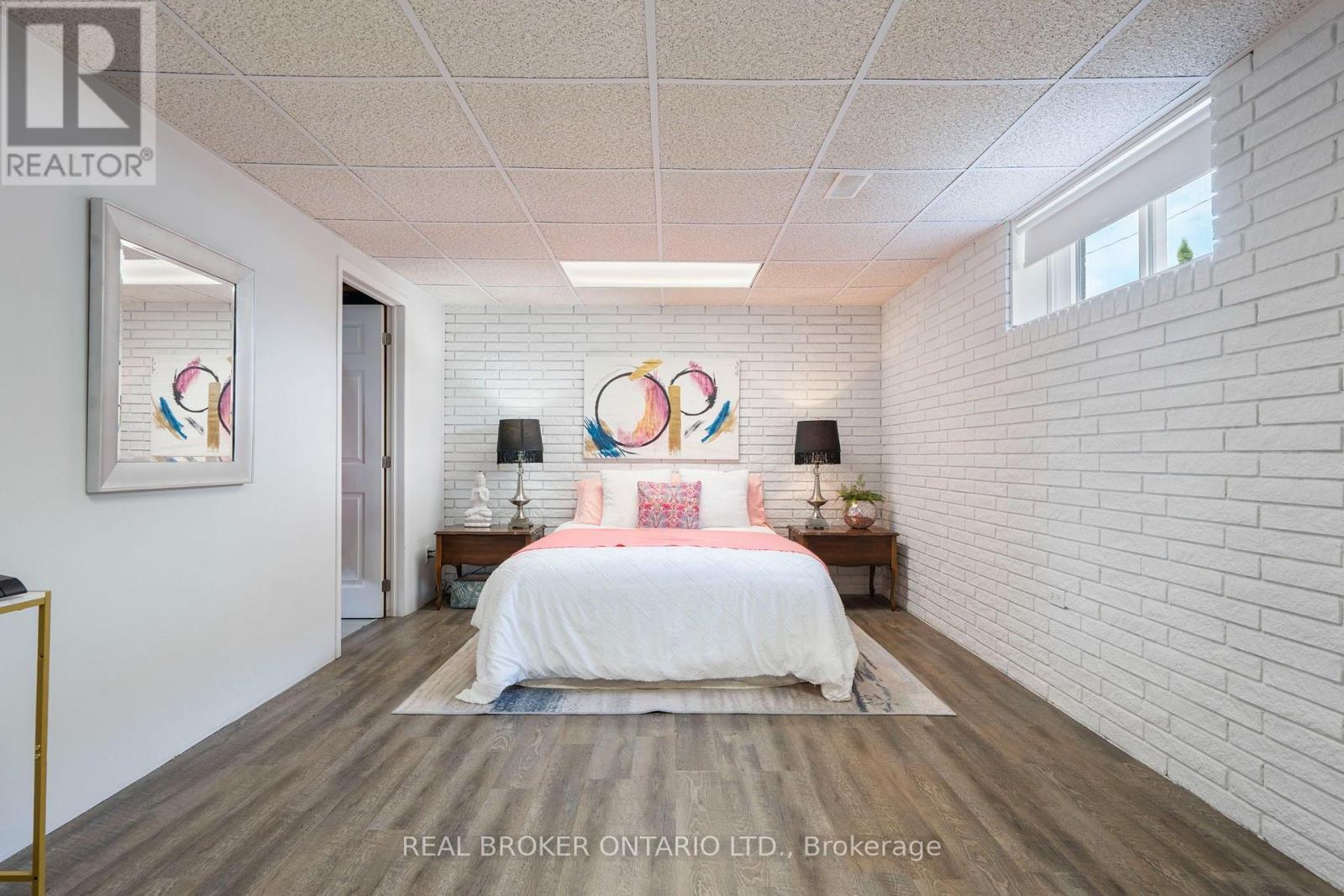 23 HOMEWOOD AVENUE - 21