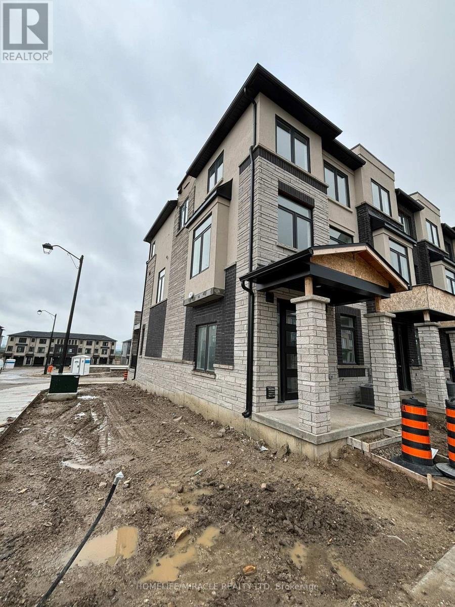 7 - 155 EQUESTRIAN WAY — photo 3
