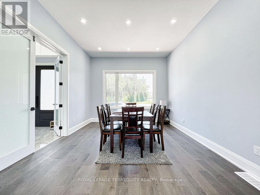9 RUSTLEWOOD AVENUE - 15