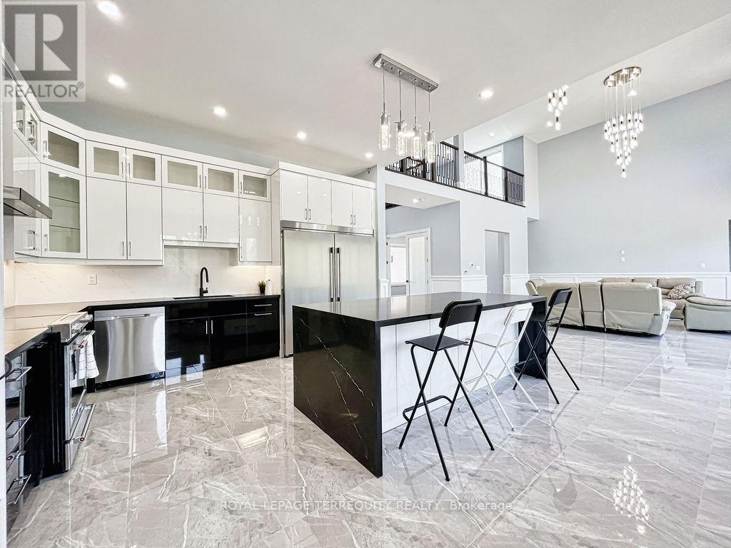 9 RUSTLEWOOD AVENUE - 5