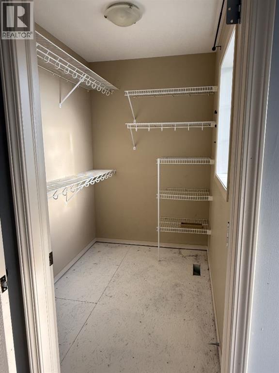74 Parkway Drive - Image 19