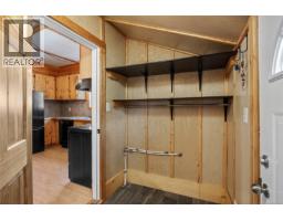 2724 Penrith Ave, Cumberland, BC V0R1S0 Photo 23