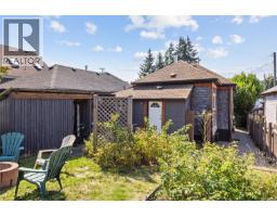 2724 Penrith Ave, Cumberland, BC V0R1S0 Photo 24