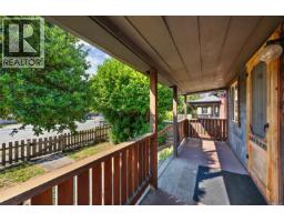 2724 Penrith Ave, Cumberland, BC V0R1S0 Photo 33