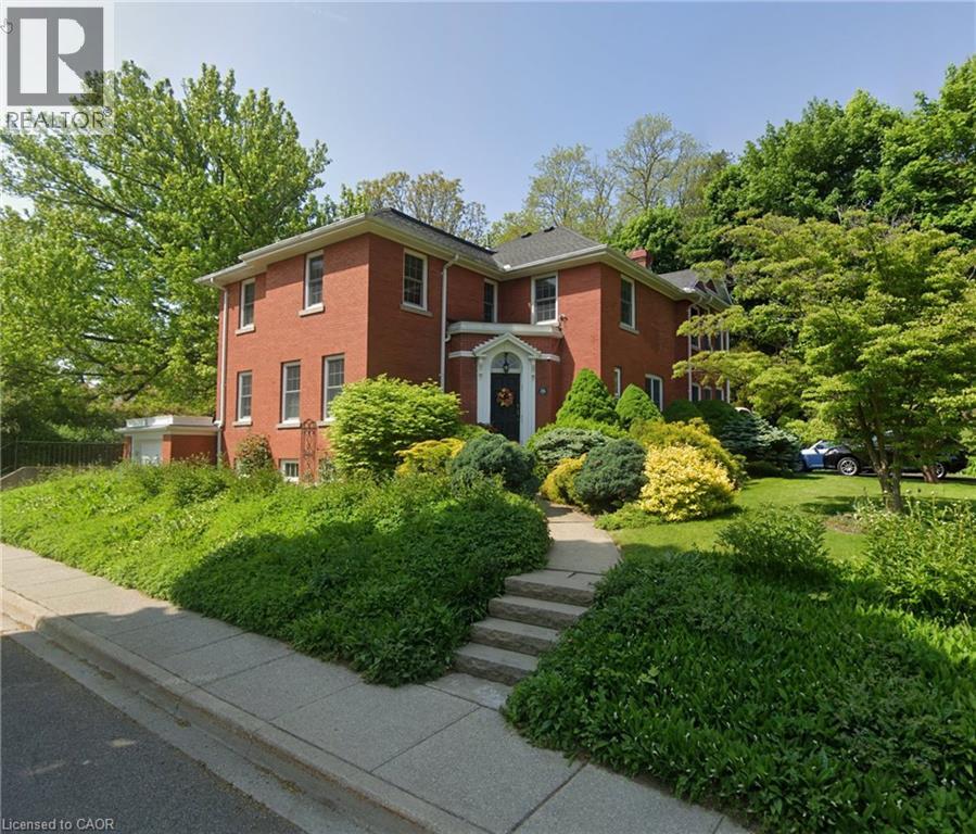 286 UNION Street