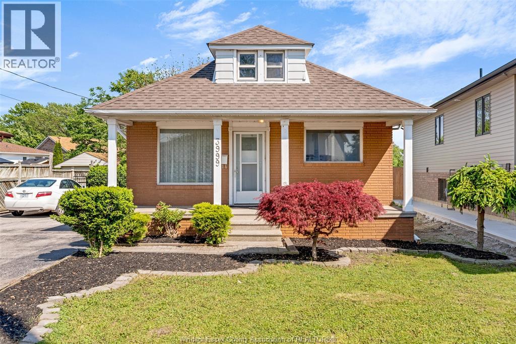 3999 GRAND MARAIS ROAD East