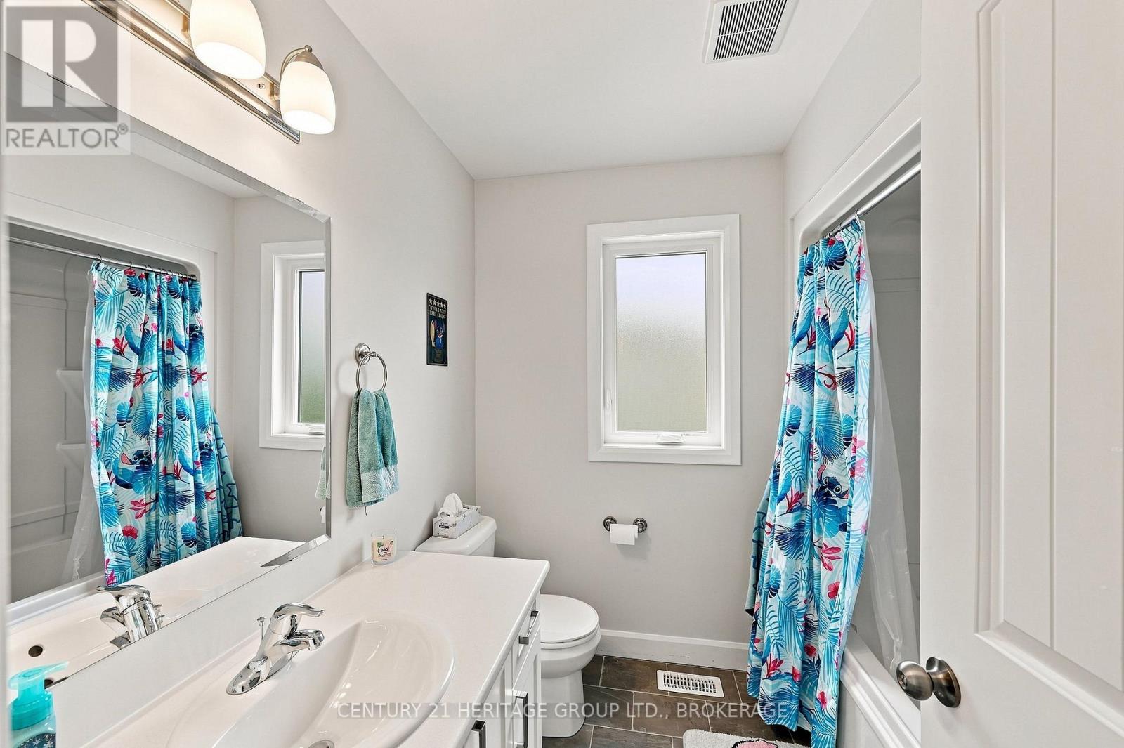141 SUPERIOR DRIVE - 48