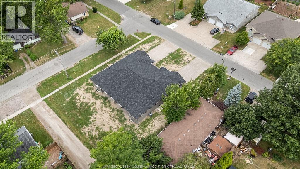 476 RAILWAY AVENUE - 22