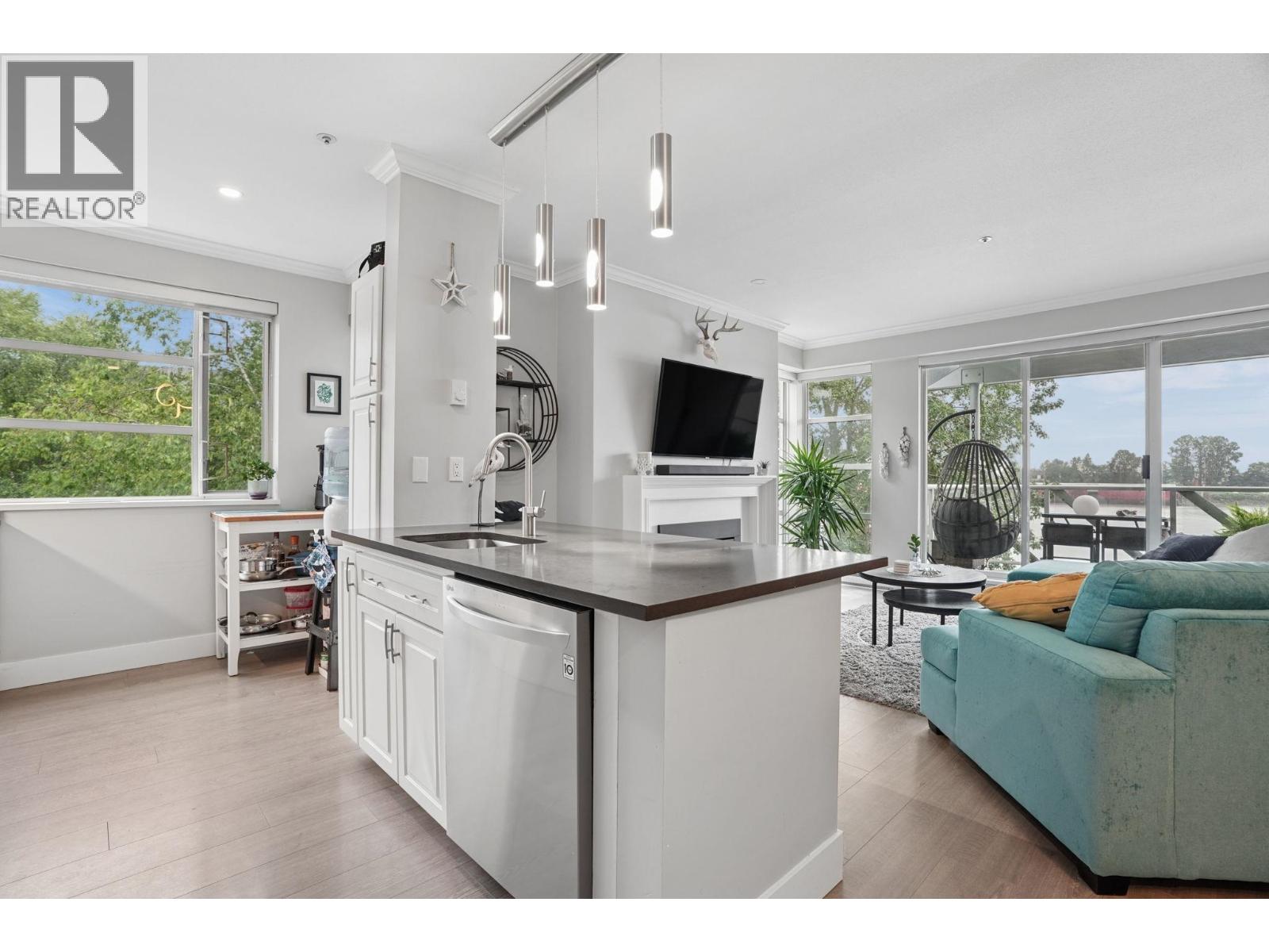 2 Bed, 2 Bath Apartment for Sale in Vancouver – 311 2020 E KENT AVENUE SOUTH, Vancouver – MLS# R3154578 - Image 9