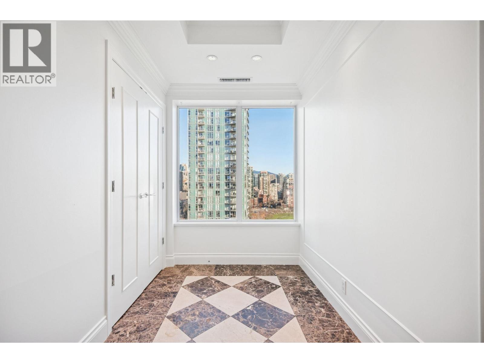 2 Bed, 2 Bath House for Sale in Vancouver – 1903 1515 HOMER MEWS, Vancouver – MLS# R3154607 - Image 12