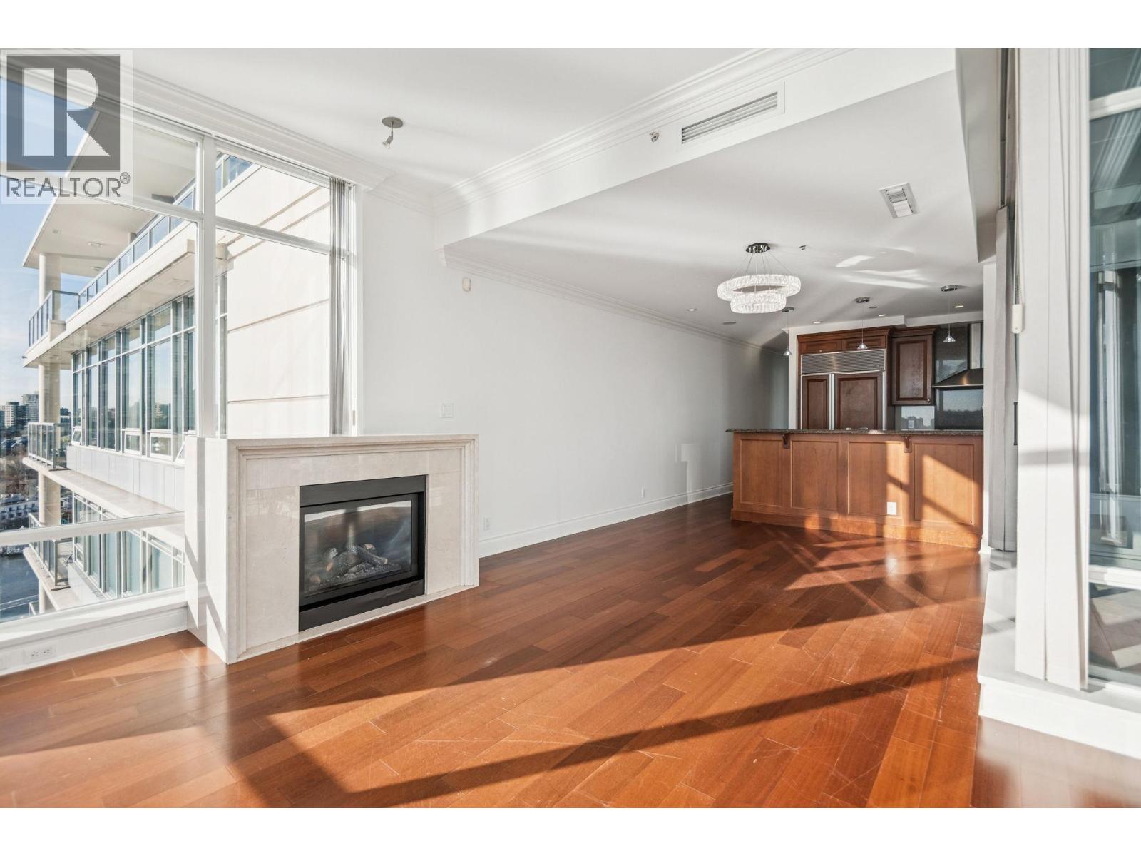 2 Bed, 2 Bath House for Sale in Vancouver – 1903 1515 HOMER MEWS, Vancouver – MLS# R3154607 - Image 7
