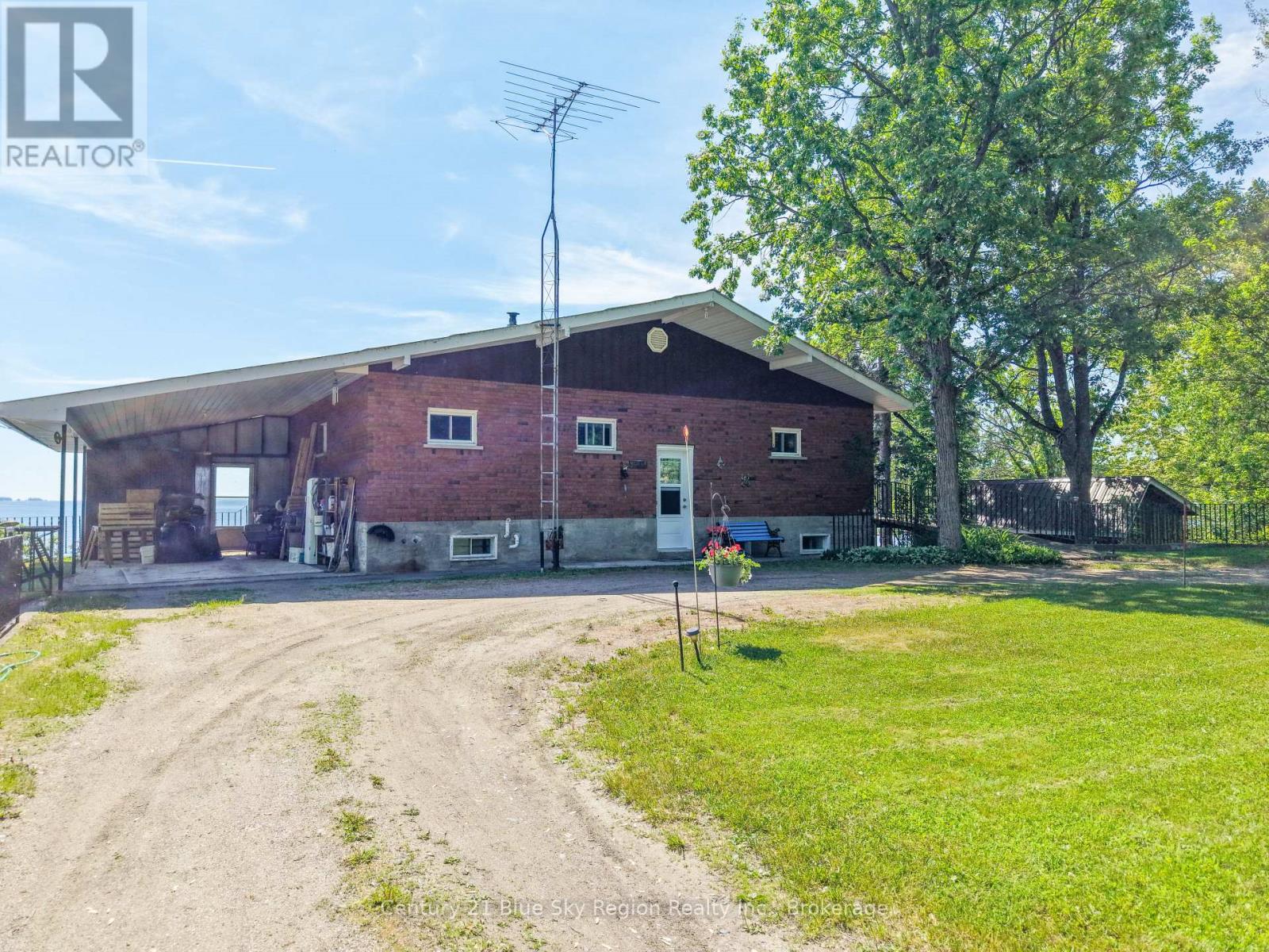 8 GERARD ROAD - Image 42