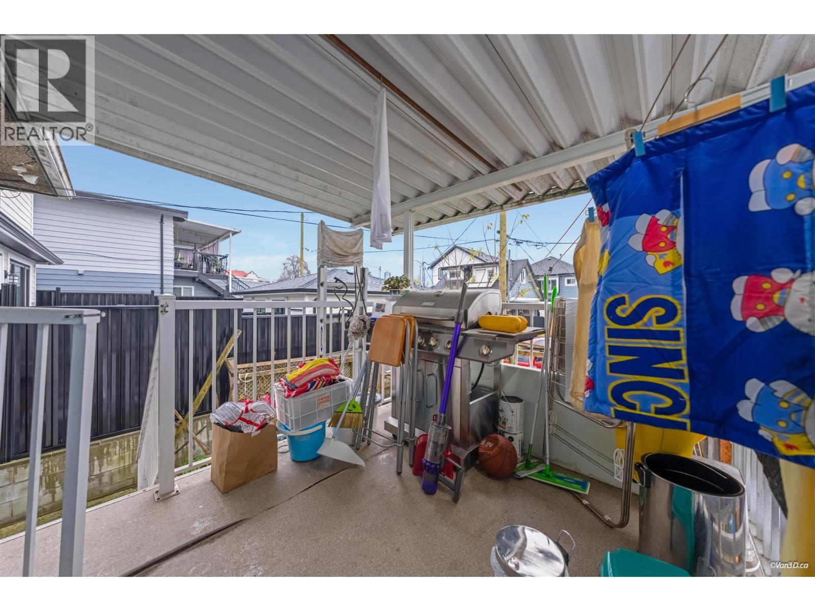 5 Bed, 2 Bath House for Sale in Vancouver – 3342 ADANAC STREET, Vancouver – MLS# R3154594 - Image 17