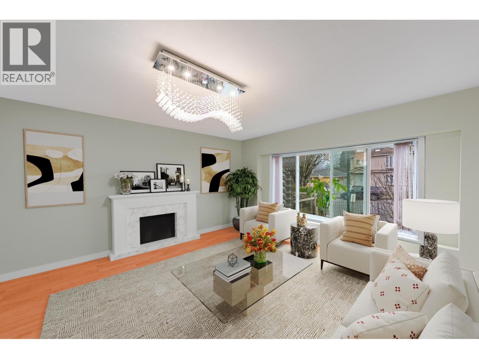 5 Bed, 2 Bath House for Sale in Vancouver – 3342 ADANAC STREET, Vancouver – MLS# R3154594 - Image 2