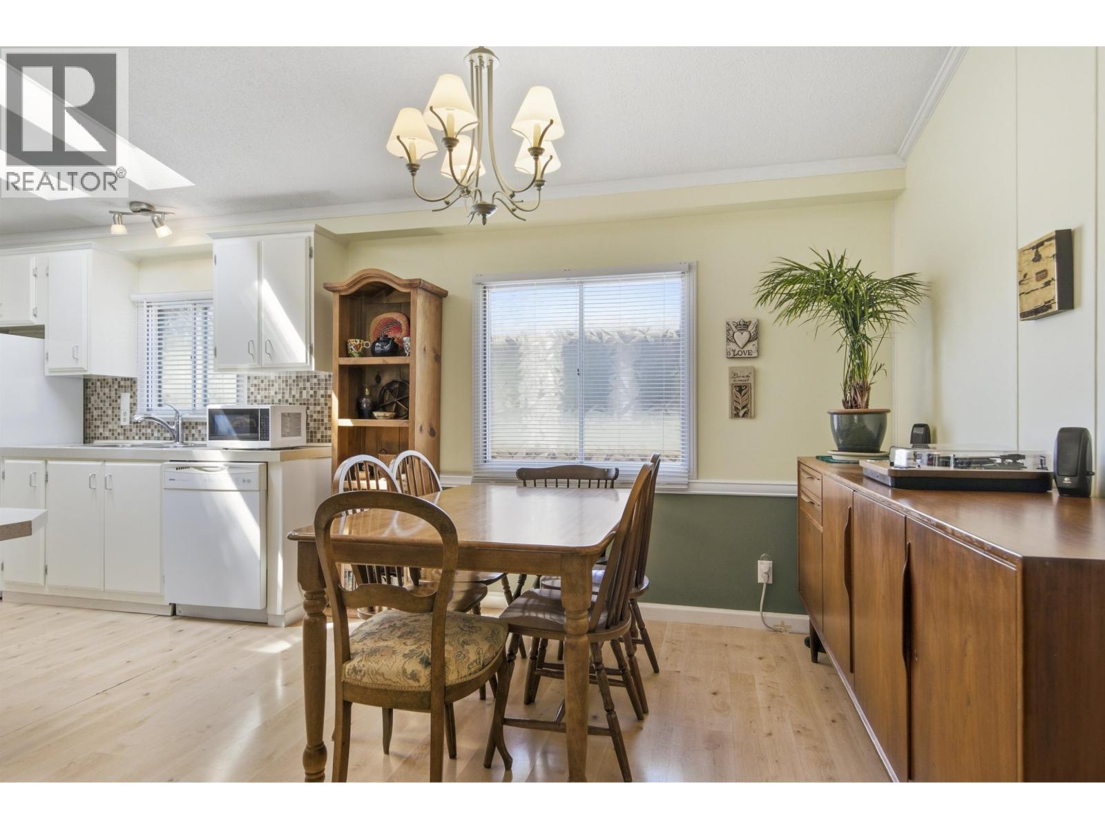 3 Bed, 2 Bath Apartment for Sale in Coquitlam – 162 145 KING EDWARD STREET, Coquitlam – MLS# R3154614 - Image 4