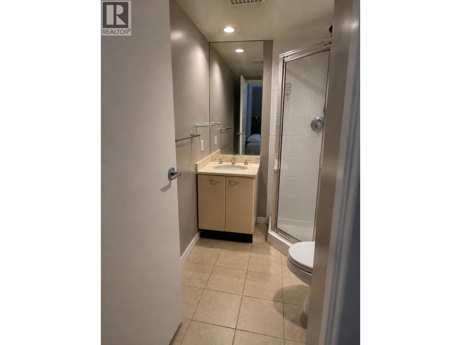 2 Bed, 2 Bath House for Rent in Vancouver – 1331 ALBERNI, Vancouver – MLS# R3154597 - Image 10