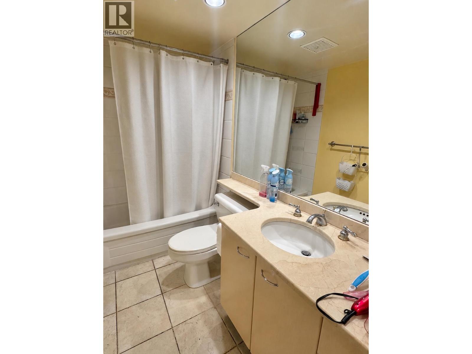 2 Bed, 2 Bath House for Rent in Vancouver – 1331 ALBERNI, Vancouver – MLS# R3154597 - Image 8