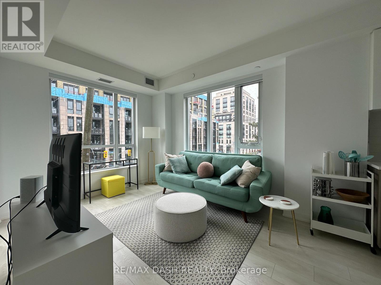 Photo of 223 St Clair Avenue