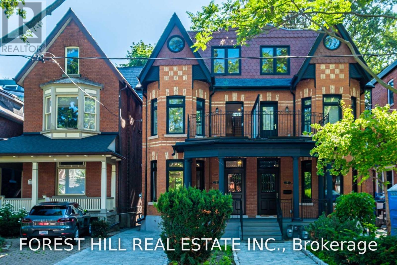 Photo of 36 Howland Avenue