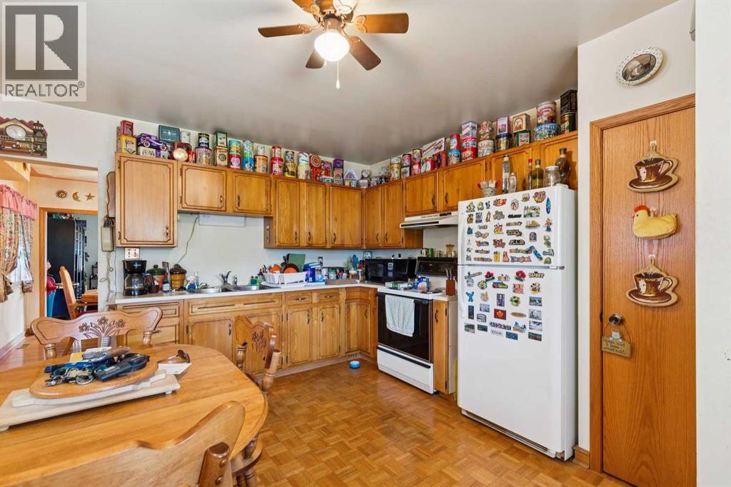 833 20 Avenue NW - 7
