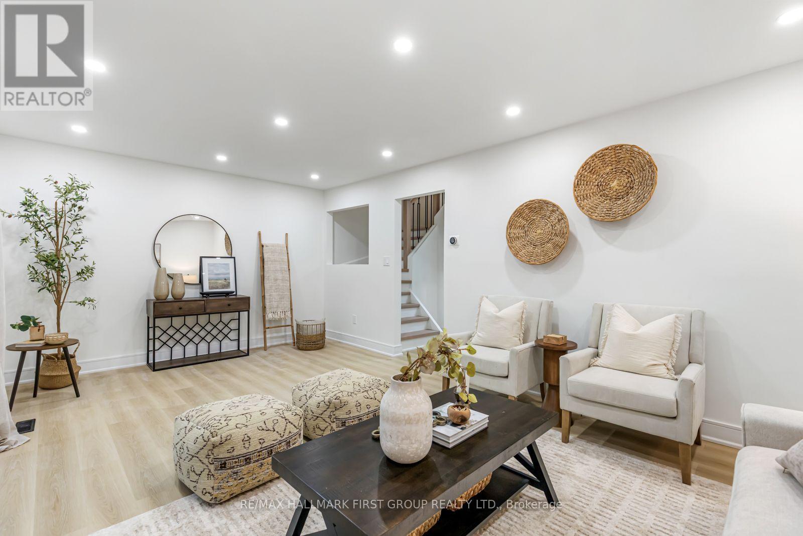 #75 270 TIMBERBANK BOULEVARD - 8