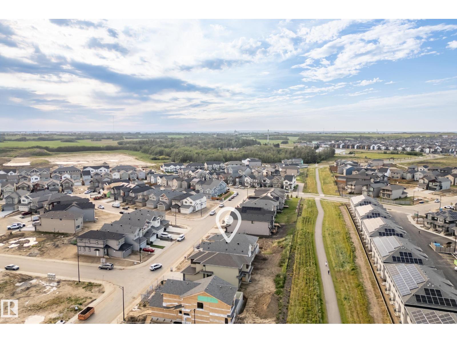 8707 224 ST NW - 3