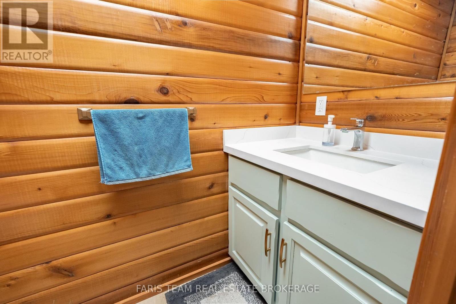 2668 MCDONALD ROAD - 17