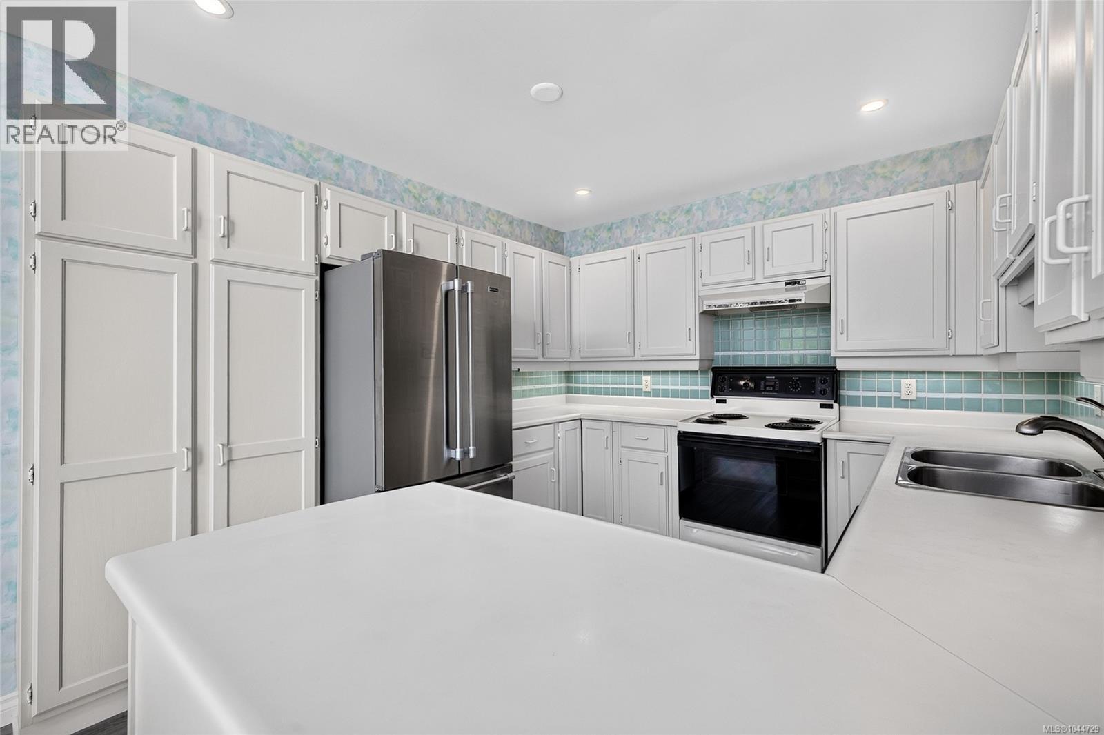 5 416 Dallas Road, Victoria