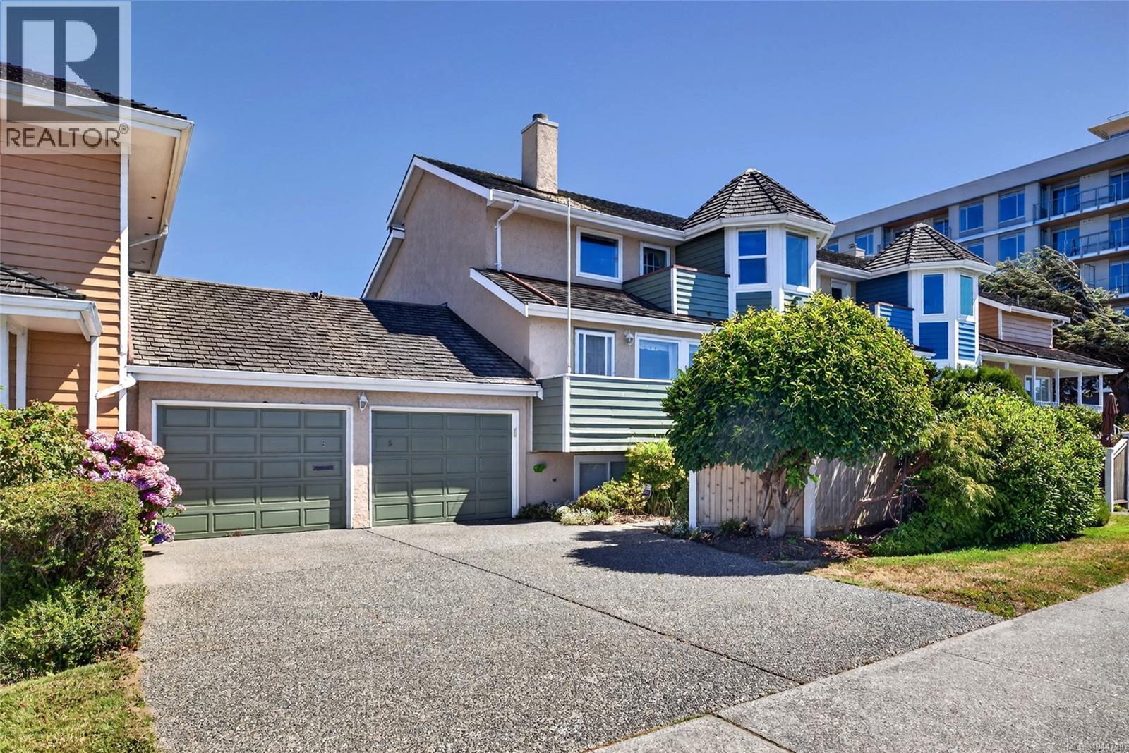 #5 416 Dallas Rd - 64