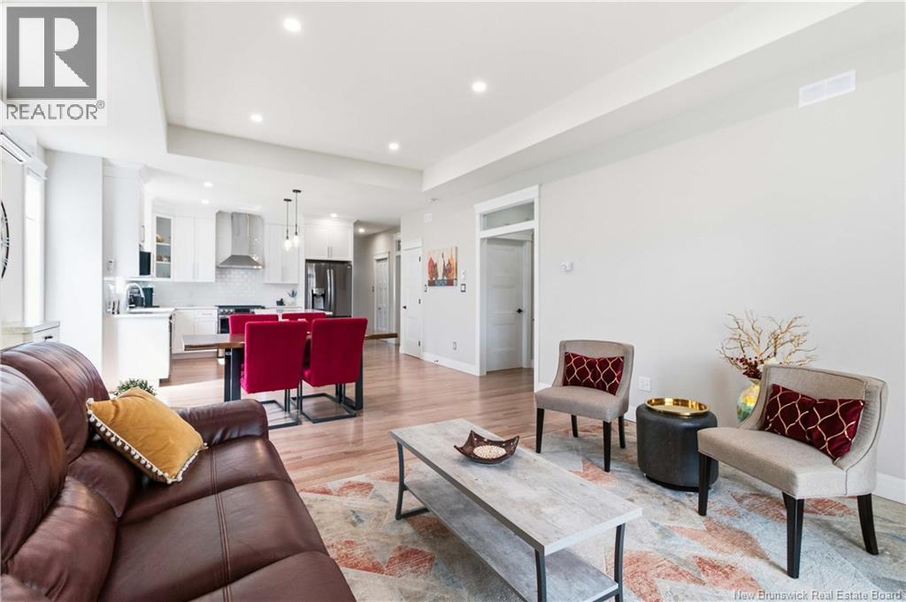 607 Royal Oaks Boulevard - 20