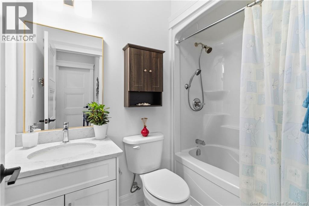 607 Royal Oaks Boulevard - 21