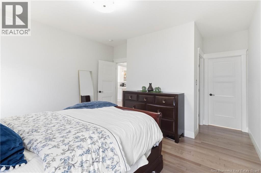 607 Royal Oaks Boulevard - 24