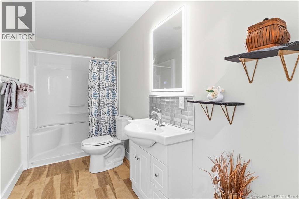 607 Royal Oaks Boulevard - 29