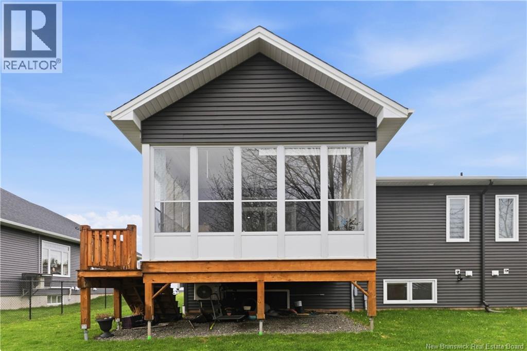 607 Royal Oaks Boulevard - 41