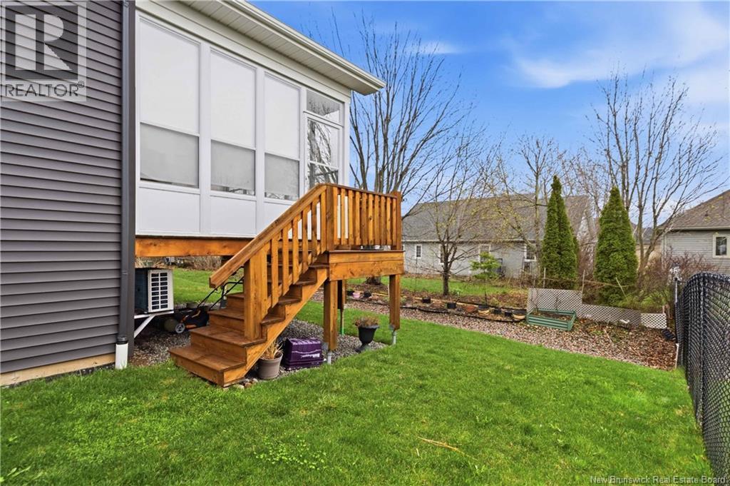 607 Royal Oaks Boulevard - 43
