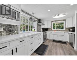1057 Severn River Road, Gravenhurst, ON P0E1N0 Photo 10